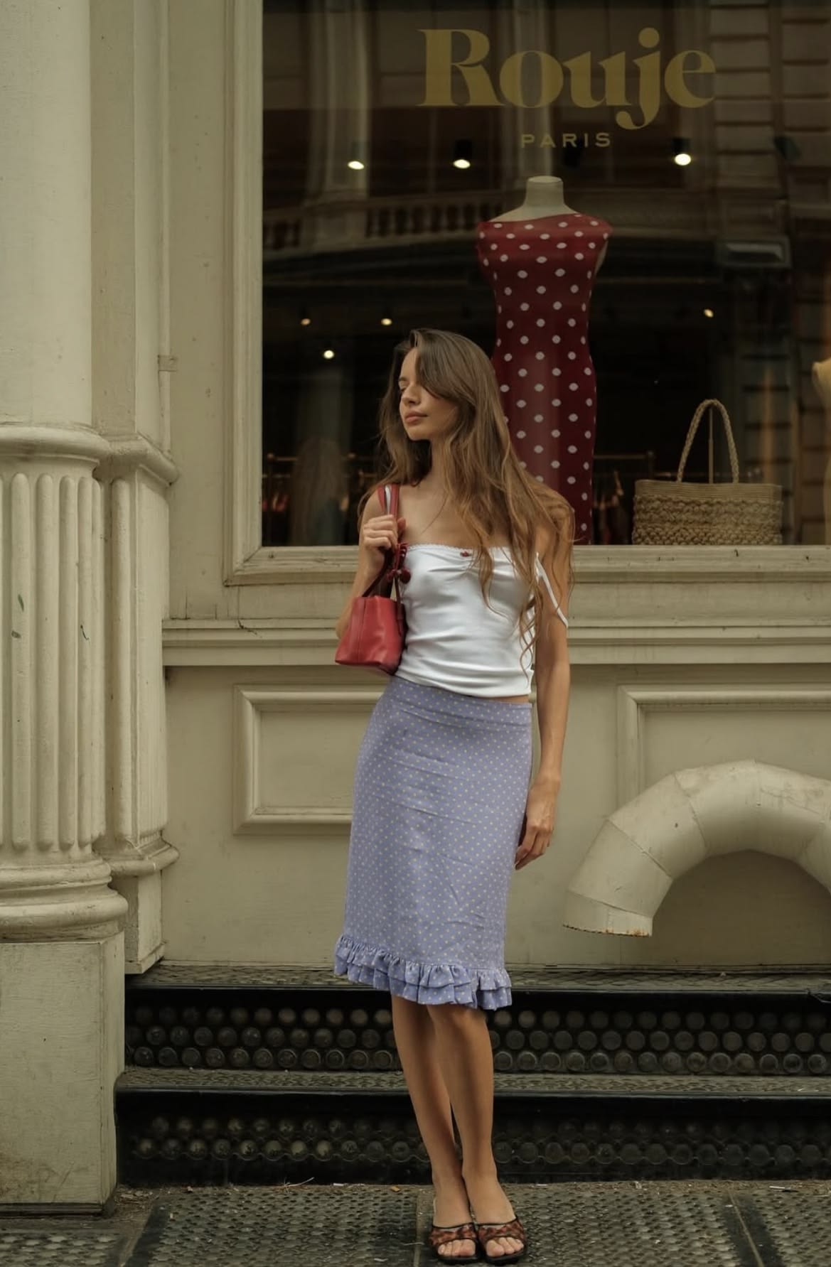Contemporary Pelvane outfit styling
